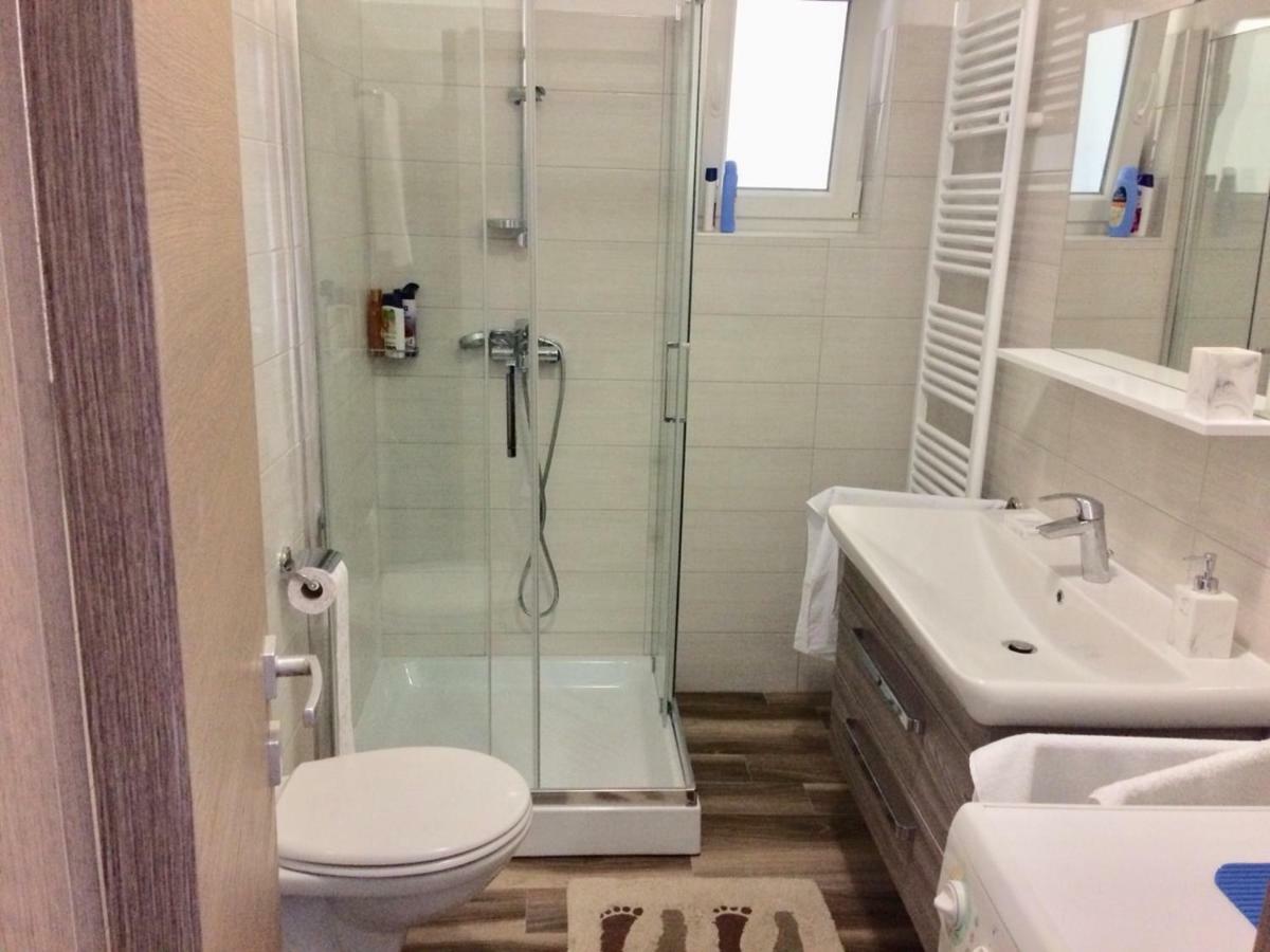 Apartment Mony Rovinj Bagian luar foto