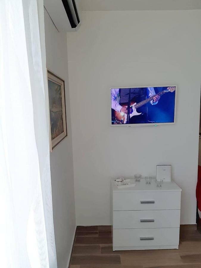 Apartment Mony Rovinj Bagian luar foto